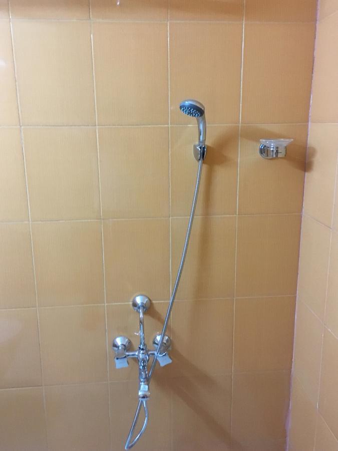 Sun Shine Hotel Chennai Bagian luar foto